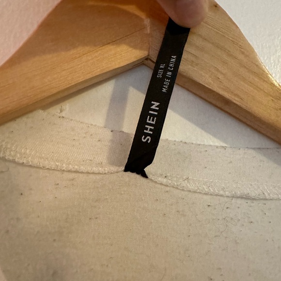 Shein long sleeve - Picture 2 of 2